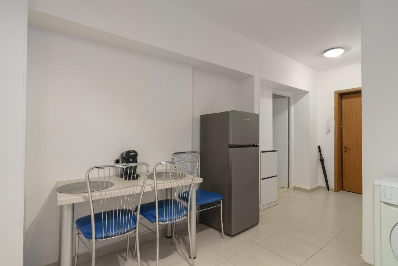 Vlad House Burebista Alba Iulia New Lägenhet Bukarest Exteriör bild
